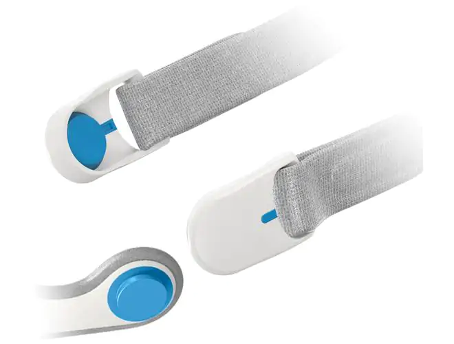 RespBuy-Resmed-63475-airfit-airtouch-headgear-clips-in-use_jpg_egdetail Magnetic Clips for ResMed AirFit & AirTouch F20 F30 N20 (x2)