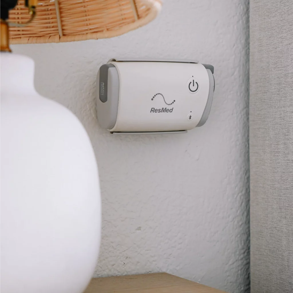 Respbuy_Airmini_Mount System 4 Resmed Airmini Wall Mount System